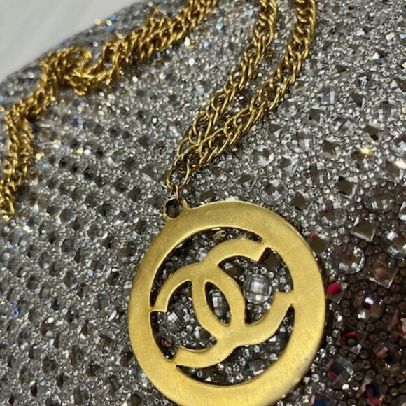 CHANEL LOGO Necklace Gold Plated - Picture 4 of 10